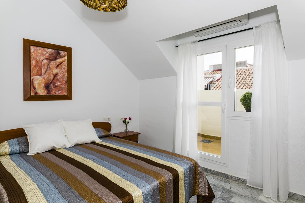 Weforyou Real Del Tivoli Two Rooms Benalmádena Buitenkant foto